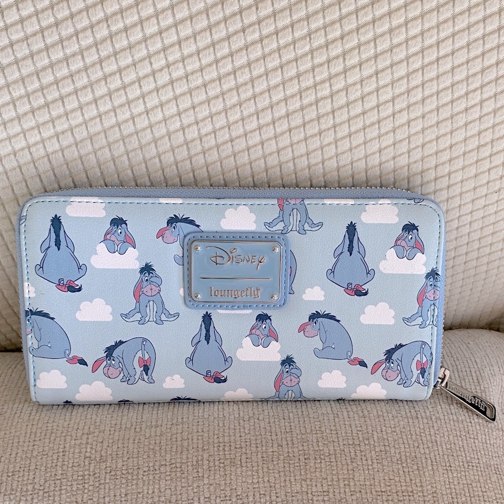 Disney Loungefly Eeyore Wallet Hard Tag Silver hardware - Picture 5 of 8